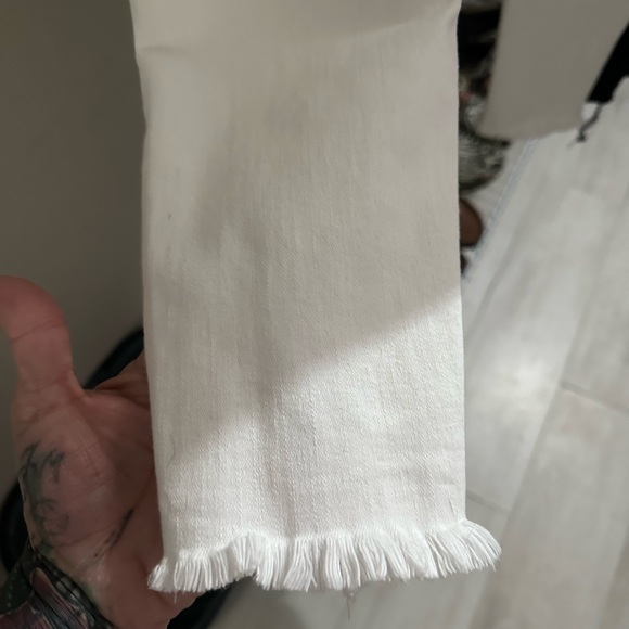 Enjean destroyed white jeans junior size 9 - Picture 4 of 9